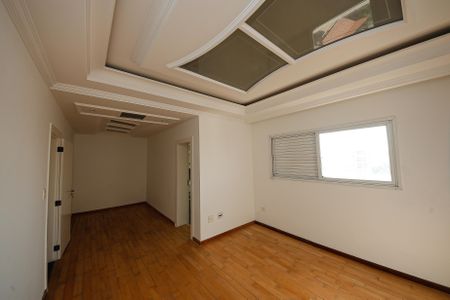 Apartamento à venda com 420m², 4 quartos e 6 vagas Apartamento à venda com 420m², 4 quartos e 6 vagasSuíte 4