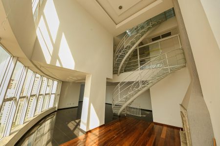 Apartamento à venda com 420m², 4 quartos e 6 vagas Apartamento à venda com 420m², 4 quartos e 6 vagasSala