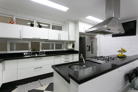 Casa à venda com 625m², 3 quartos e 4 vagasCozinha