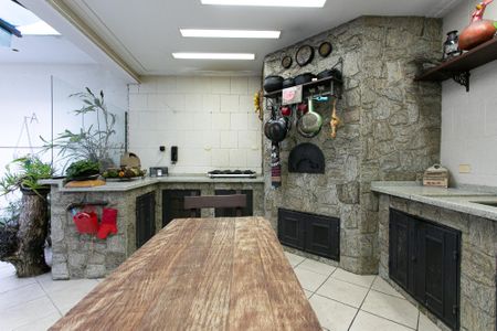 Casa à venda com 625m², 3 quartos e 4 vagasEspaço Gourmet