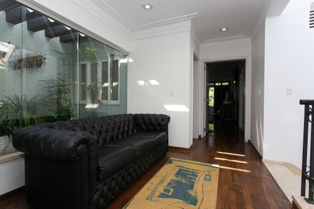 Casa à venda com 625m², 3 quartos e 4 vagasCorredor das Suítes