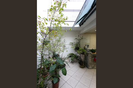 Casa à venda com 625m², 3 quartos e 4 vagasQuintal