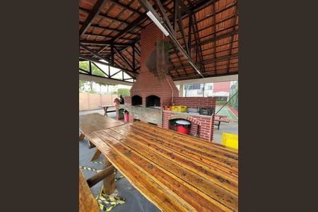 Apartamento à venda com 60m², 2 quartos e 1 vaga