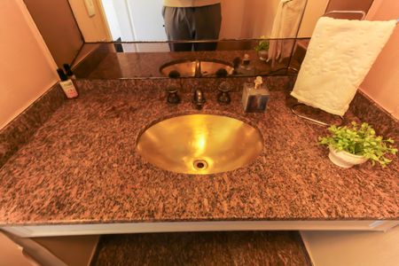 Apartamento à venda com 137m², 3 quartos e 3 vagas Apartamento à venda com 137m², 3 quartos e 3 vagasLavabo