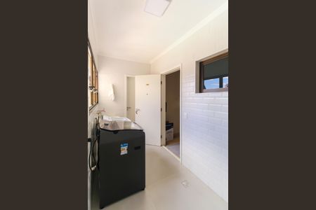 Apartamento à venda com 137m², 3 quartos e 3 vagas Apartamento à venda com 137m², 3 quartos e 3 vagasÁrea de Serviço