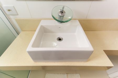 Apartamento à venda com 137m², 3 quartos e 3 vagas Apartamento à venda com 137m², 3 quartos e 3 vagasBanheiro Social