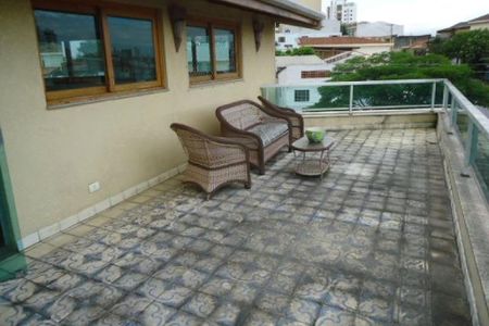 Casa à venda com 200m², 3 quartos e 5 vagas