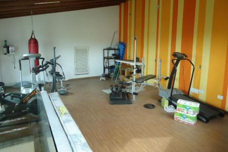 Casa à venda com 200m², 3 quartos e 5 vagas