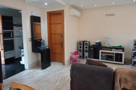 Casa à venda com 200m², 3 quartos e 5 vagas