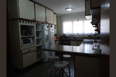 Apartamento à venda com 302m², 4 quartos e 4 vagas