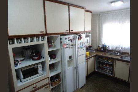 Apartamento à venda com 302m², 4 quartos e 4 vagas