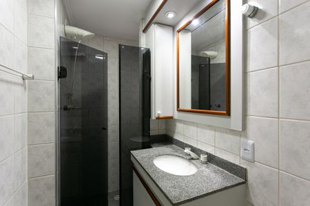 Apartamento à venda com 87m², 3 quartos e 2 vagasBanheiro Social