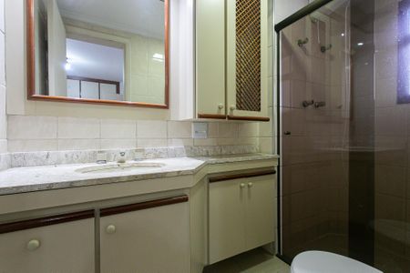 Apartamento à venda com 87m², 3 quartos e 2 vagasBanheiro da Suíte