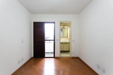 Apartamento à venda com 87m², 3 quartos e 2 vagasSuíte