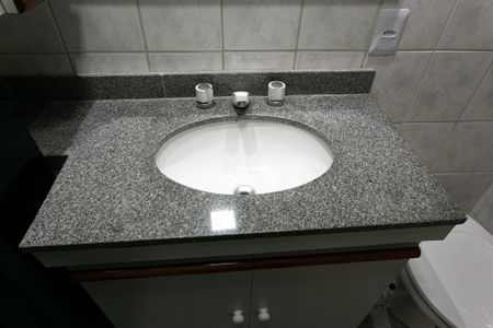 Apartamento à venda com 87m², 3 quartos e 2 vagasBanheiro Social