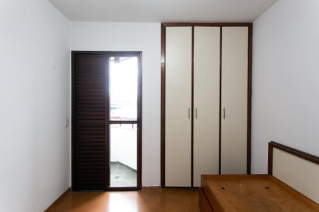 Apartamento à venda com 87m², 3 quartos e 2 vagasQuarto 1