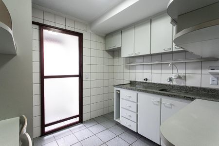 Apartamento à venda com 87m², 3 quartos e 2 vagasCozinha