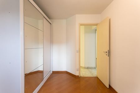 Apartamento à venda com 87m², 3 quartos e 2 vagasQuarto 2