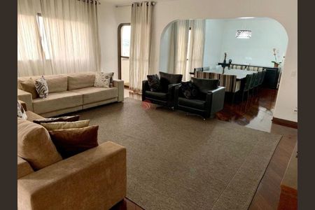 Apartamento à venda com 215m², 3 quartos e 4 vagas