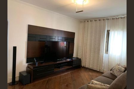 Apartamento à venda com 215m², 3 quartos e 4 vagas