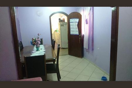 Casa à venda com 180m², 4 quartos e 2 vagas