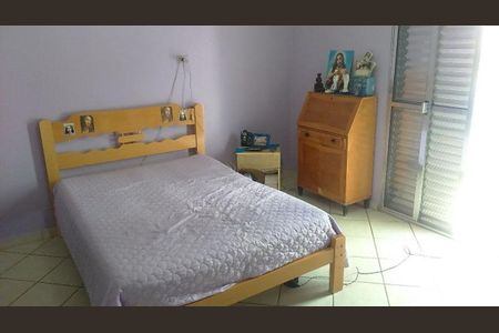 Casa à venda com 180m², 4 quartos e 2 vagas