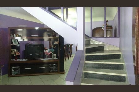 Casa à venda com 180m², 4 quartos e 2 vagas