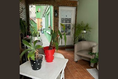 Casa à venda com 150m², 3 quartos e 2 vagas