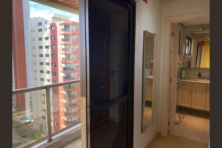 Apartamento à venda com 215m², 4 quartos e 4 vagas