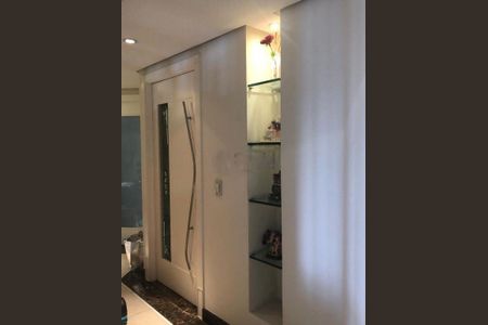 Apartamento à venda com 215m², 4 quartos e 4 vagas