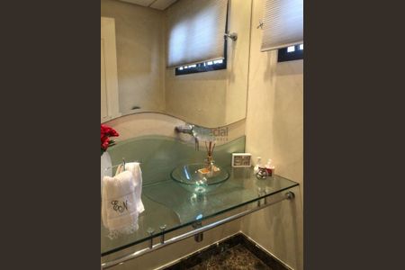 Apartamento à venda com 215m², 4 quartos e 4 vagas