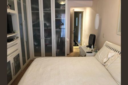 Apartamento à venda com 215m², 4 quartos e 4 vagas