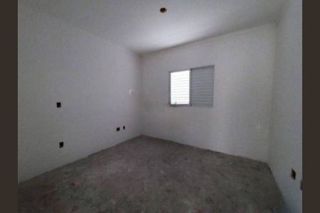 Casa à venda com 90m², 2 quartos e 1 vaga
