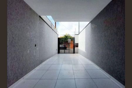 Casa à venda com 90m², 2 quartos e 1 vaga