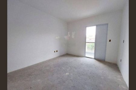 Casa à venda com 90m², 2 quartos e 1 vaga