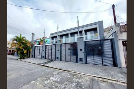 Casa à venda com 90m², 2 quartos e 1 vaga