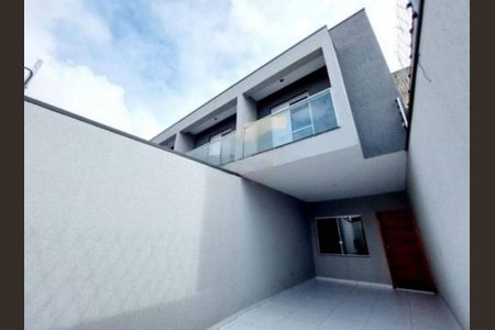 Casa à venda com 90m², 2 quartos e 1 vaga