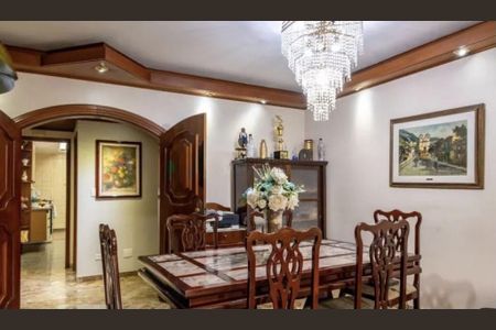 Apartamento à venda com 185m², 4 quartos e 3 vagas