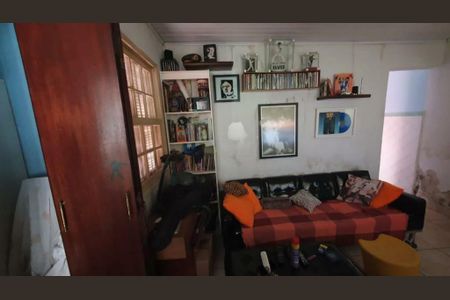 Casa à venda com 100m², 1 quarto e 1 vaga