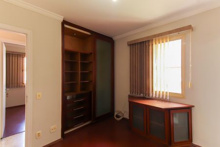 Apartamento à venda com 70m², 3 quartos e 1 vaga Apartamento à venda com 70m², 3 quartos e 1 vagaSuíte