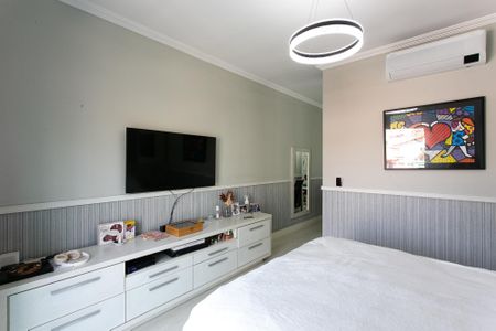 Casa à venda com 338m², 3 quartos e 8 vagasSuíte