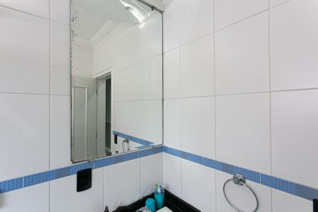 Casa à venda com 338m², 3 quartos e 8 vagasBanheiro Social