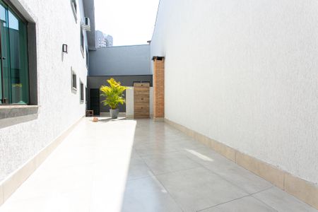 Casa à venda com 338m², 3 quartos e 8 vagasÁrea Externa