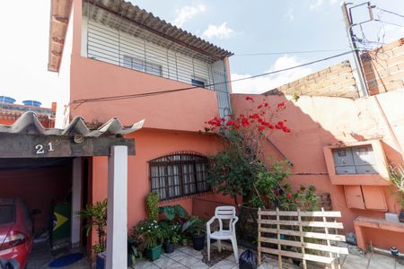 Casa à venda com 200m², 6 quartos e 5 vagasÁrea externa - demais imóveis