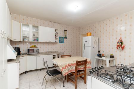 Casa à venda com 200m², 6 quartos e 5 vagasCozinha