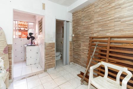 Casa à venda com 200m², 6 quartos e 5 vagasQuarto de serviço