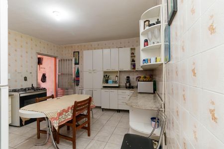 Casa à venda com 200m², 6 quartos e 5 vagasCozinha