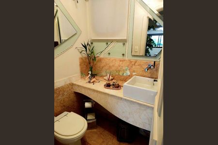 Apartamento à venda com 240m², 4 quartos e 3 vagas