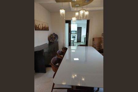 Apartamento à venda com 240m², 4 quartos e 3 vagas