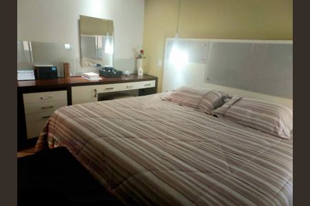 Apartamento à venda com 240m², 4 quartos e 3 vagas